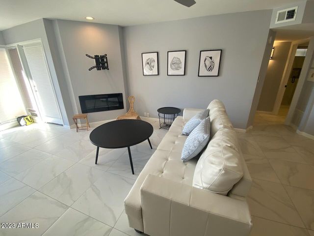 1820 E Morten Avenue Unit 123, Phoenix, AZ 85020