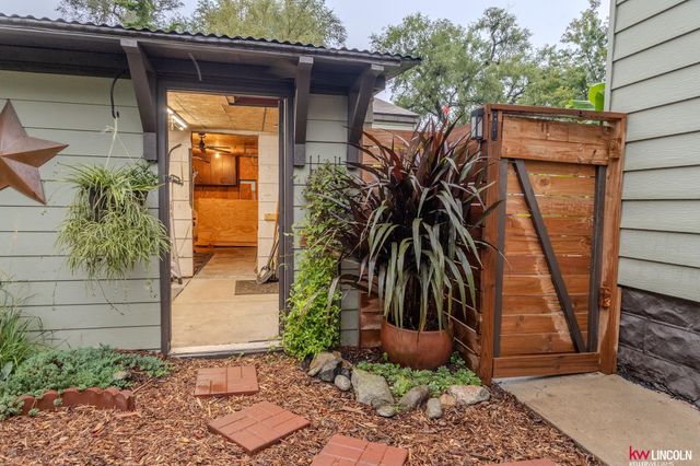 425 G Street, Lincoln, NE 68508