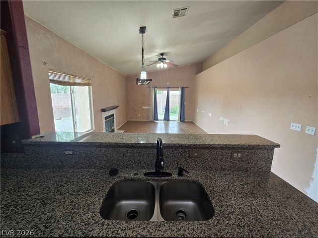 607 Snake Charmer Avenue, North Las Vegas, NV 89031