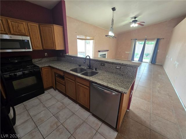 607 Snake Charmer Avenue, North Las Vegas, NV 89031