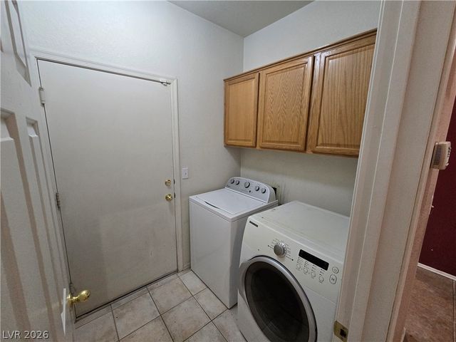 607 Snake Charmer Avenue, North Las Vegas, NV 89031