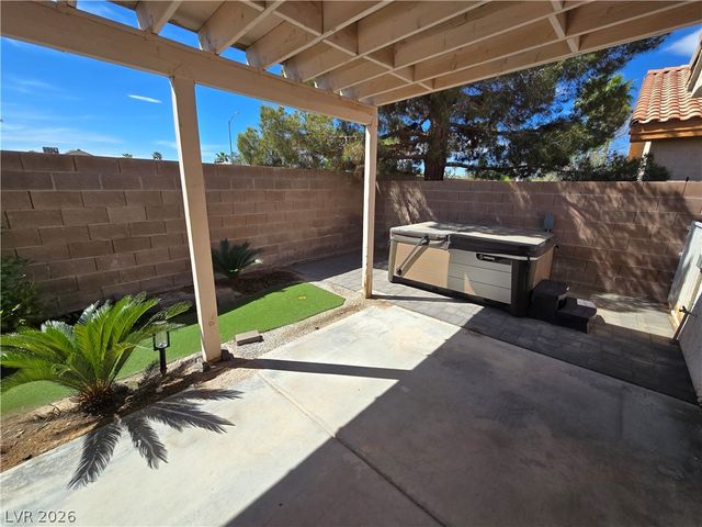 607 Snake Charmer Avenue, North Las Vegas, NV 89031