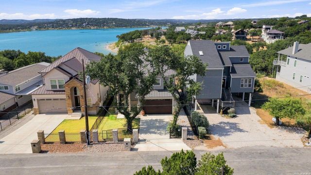 174 Edge Hill Dr, Canyon Lake, TX 78133