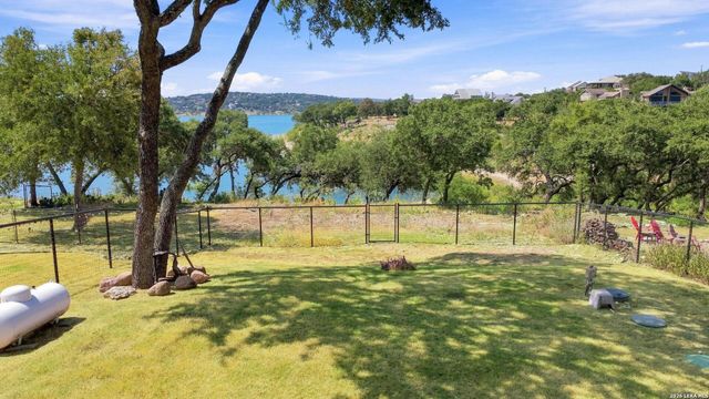 174 Edge Hill Dr, Canyon Lake, TX 78133