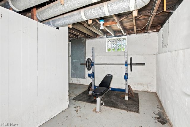 1261 E 135th Street, East Cleveland, OH 44112
