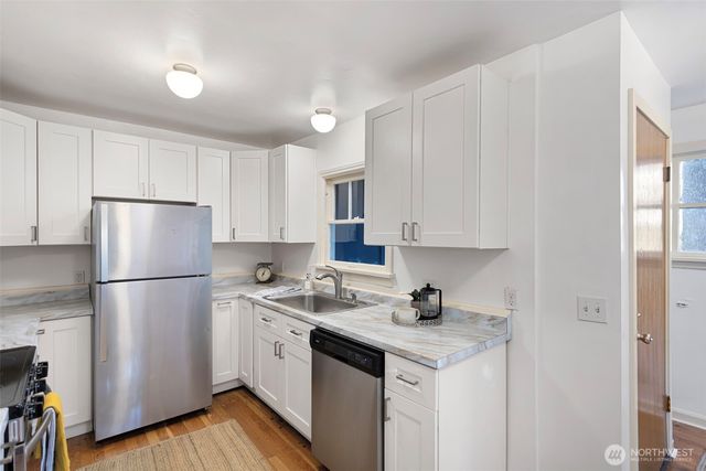 19024 15th Avenue NE, Shoreline, WA 98155