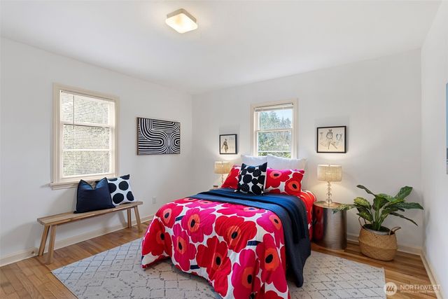 19024 15th Avenue NE, Shoreline, WA 98155