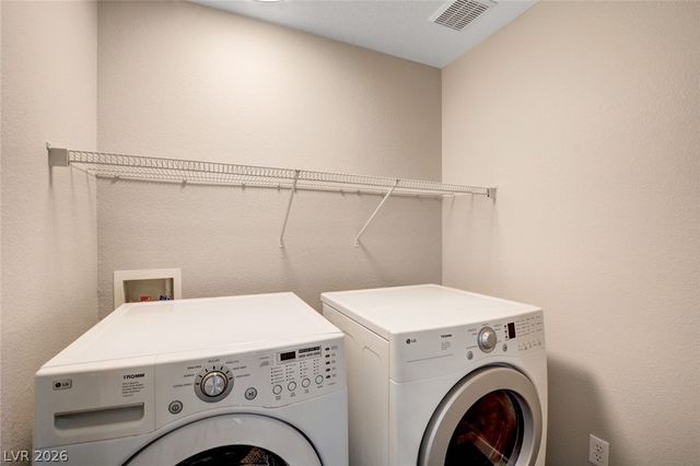 7701 Robindale 234, Las Vegas, NV 89113