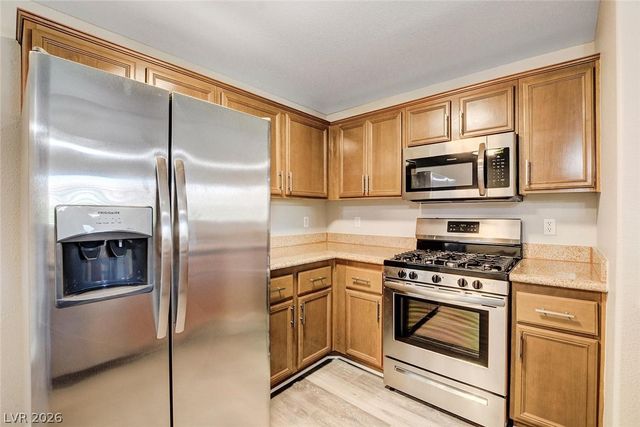 7701 Robindale 234, Las Vegas, NV 89113