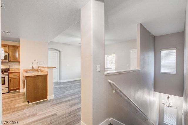 7701 Robindale 234, Las Vegas, NV 89113