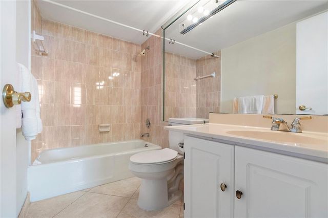 2731 NE 14th Street Causeway 637, Pompano Beach, FL 33062