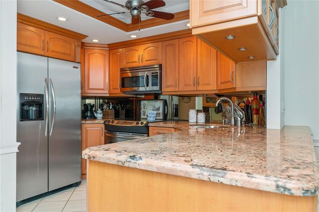 2731 NE 14th Street Causeway 637, Pompano Beach, FL 33062
