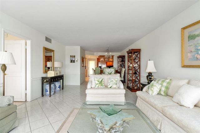 2731 NE 14th Street Causeway 637, Pompano Beach, FL 33062