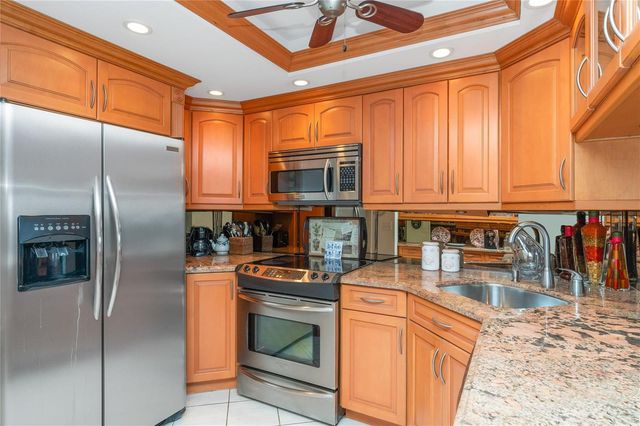 2731 NE 14th Street Causeway 637, Pompano Beach, FL 33062