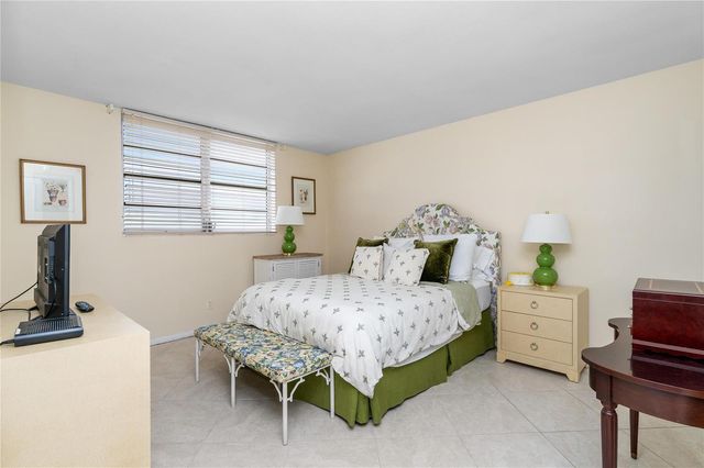 2731 NE 14th Street Causeway 637, Pompano Beach, FL 33062