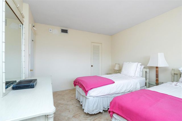 2731 NE 14th Street Causeway 637, Pompano Beach, FL 33062