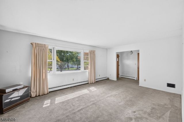 444 Vanderveer Rd, Bridgewater Twp., NJ 08807