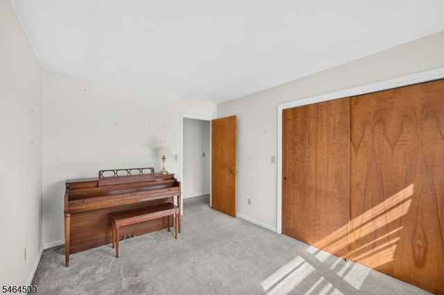 444 Vanderveer Rd, Bridgewater Twp., NJ 08807