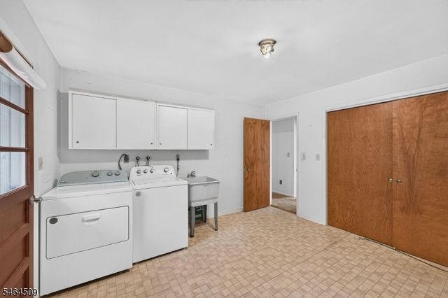 444 Vanderveer Rd, Bridgewater Twp., NJ 08807