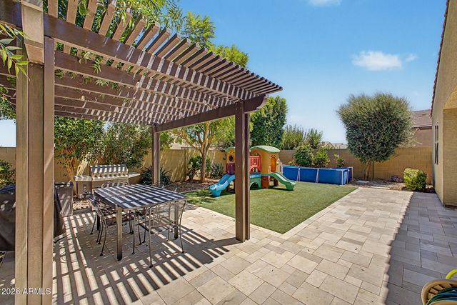 380 W Pelipa Drive, San Tan Valley, AZ 85140