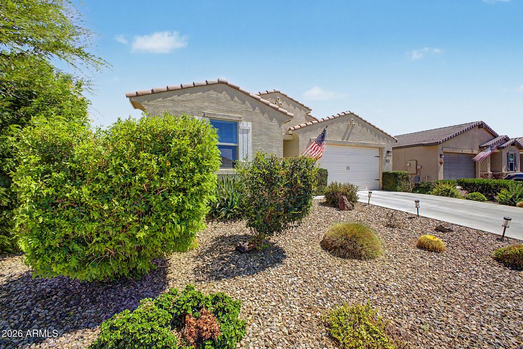 380 W Pelipa Drive, San Tan Valley, AZ 85140 — photo 2