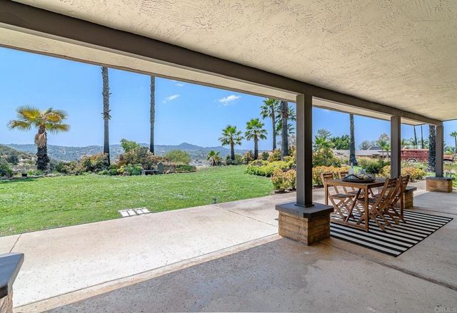 14043 Calle De Vista, Valley Center, CA 92082