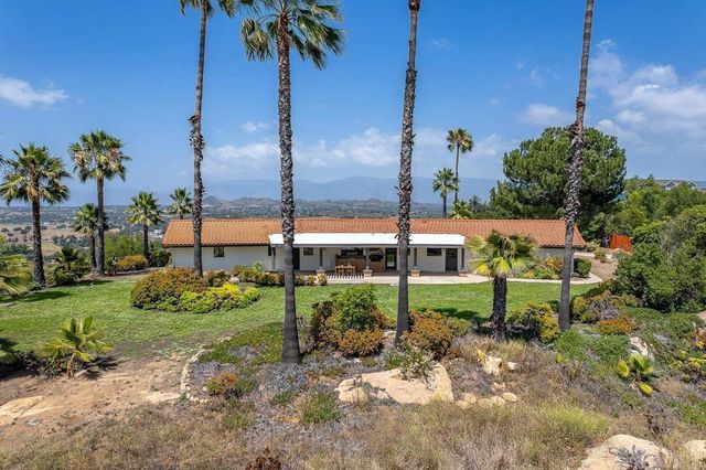 14043 Calle De Vista, Valley Center, CA 92082
