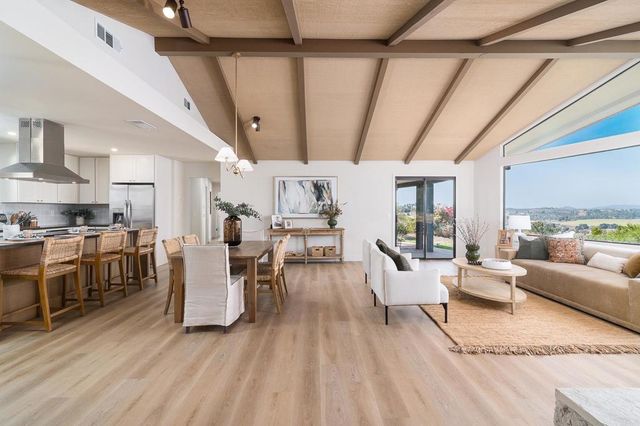 14043 Calle De Vista, Valley Center, CA 92082