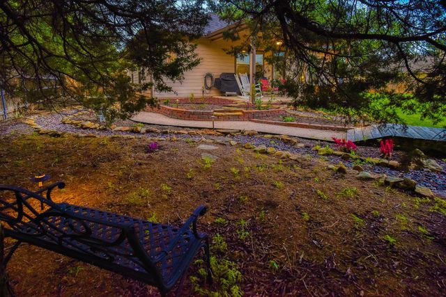 129 Haliimaile LN, Bastrop, TX 78602