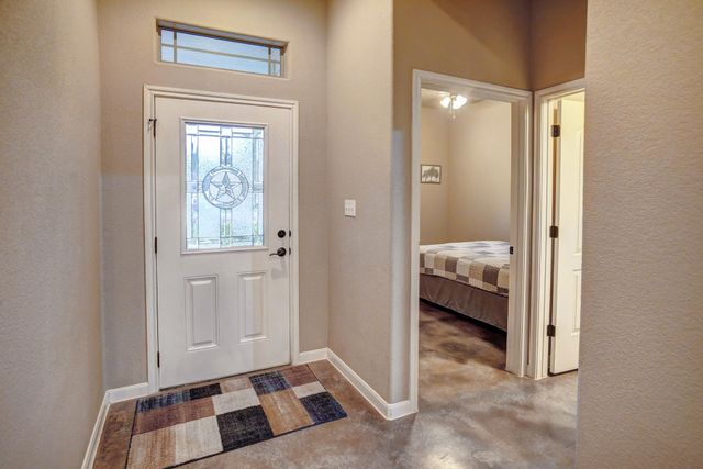 129 Haliimaile LN, Bastrop, TX 78602