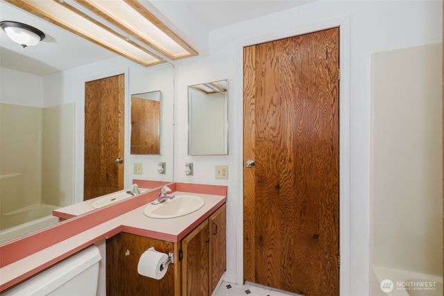 6525 SE Skycrest Lane, Port Orchard, WA 98366