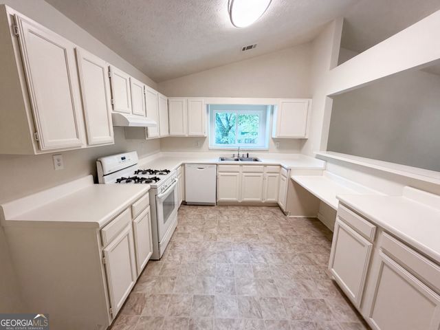 3725 Windy Hill Drive SE, Conyers, GA 30013