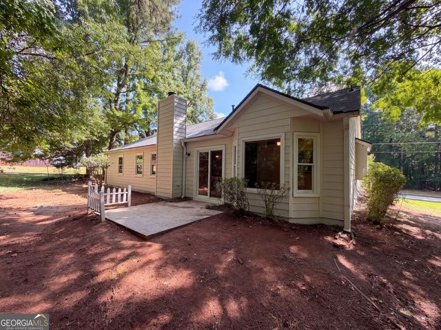 3725 Windy Hill Drive SE, Conyers, GA 30013