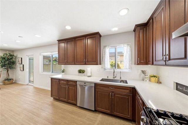 2131 W 236th Street, Torrance, CA 90501