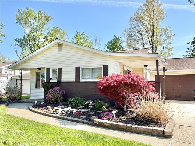 183 E Overlook Drive, Eastlake, OH 44095