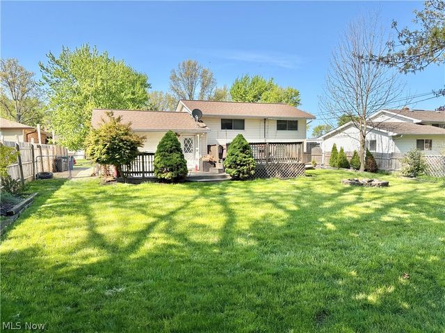 183 E Overlook Drive, Eastlake, OH 44095