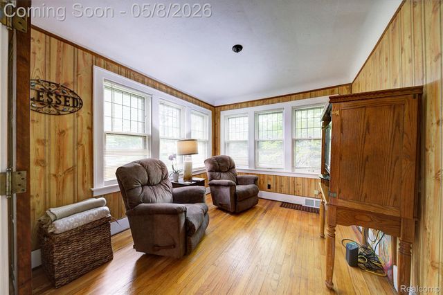 22804 Law Street, Dearborn, MI 48124