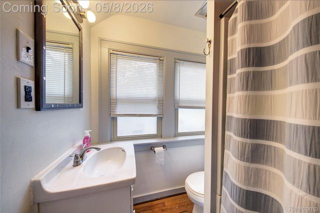 22804 Law Street, Dearborn, MI 48124