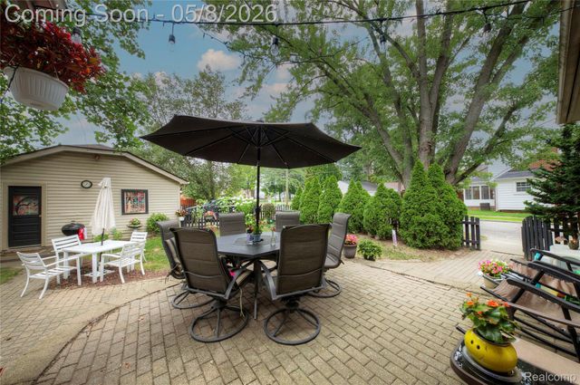 22804 Law Street, Dearborn, MI 48124
