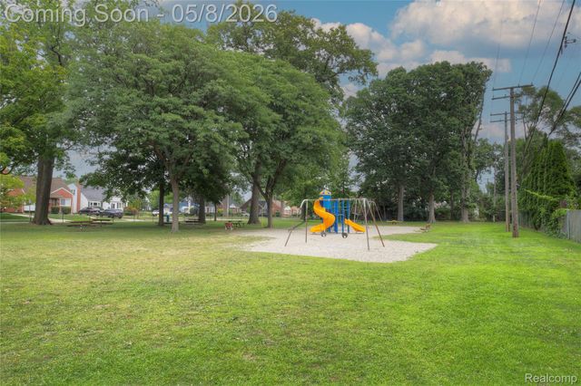 22804 Law Street, Dearborn, MI 48124