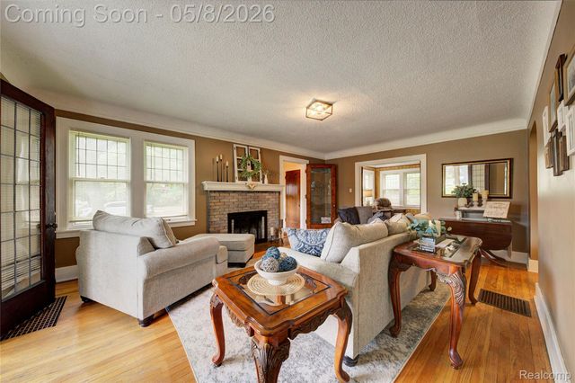 22804 Law Street, Dearborn, MI 48124