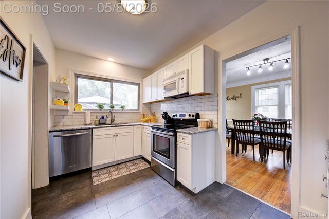 22804 Law Street, Dearborn, MI 48124