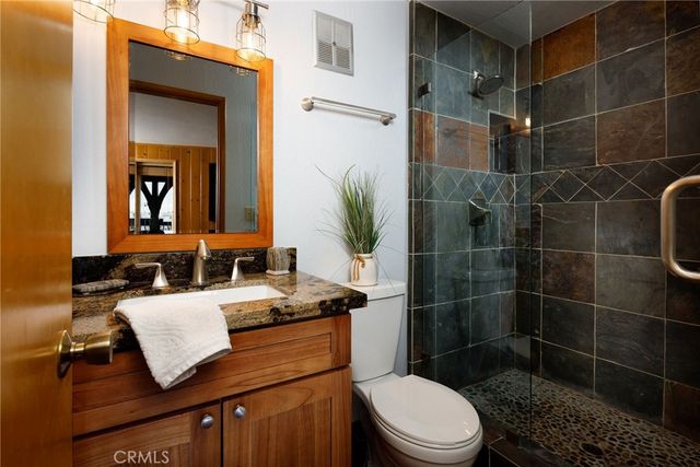 28975 Lassen, Lake Arrowhead, CA 92352