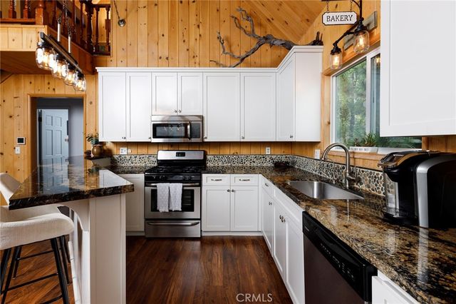28975 Lassen, Lake Arrowhead, CA 92352