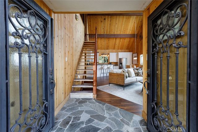 28975 Lassen, Lake Arrowhead, CA 92352