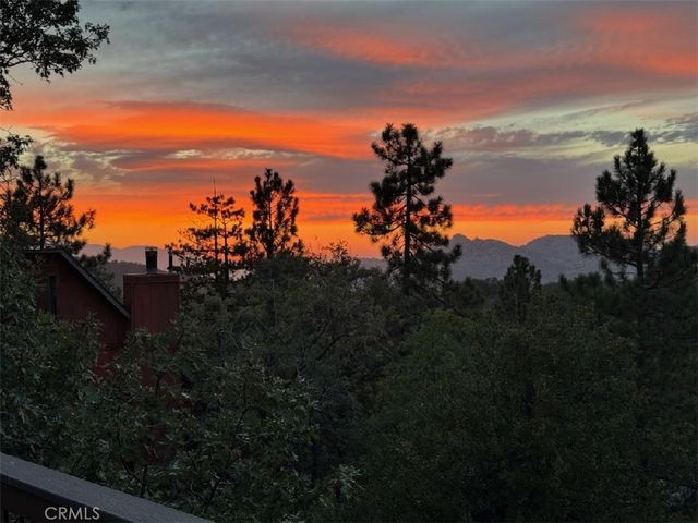 28975 Lassen, Lake Arrowhead, CA 92352