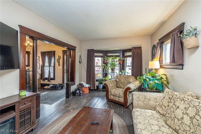 3858 W 16th Street, Cleveland, OH 44109