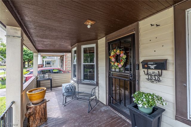 3858 W 16th Street, Cleveland, OH 44109