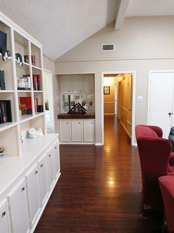 502 Elmridge Dr., Tyler, TX 75703