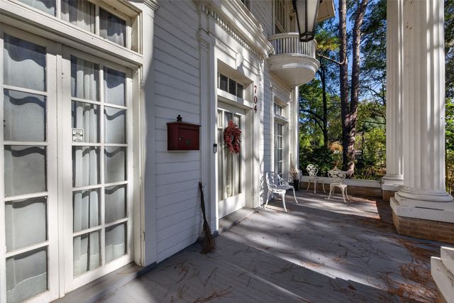 704 Wilkinson Street, Shreveport, LA 71104